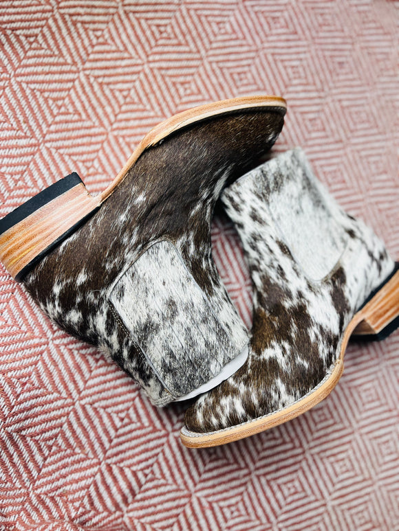 Cowhide square toe boots